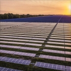 Mercom Capital Group表示，太阳能项目收购量二季度达到历史新高。